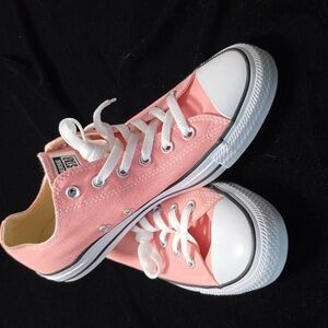 Converse All Star Classic Pink and White Shoes Women 10 NWOT